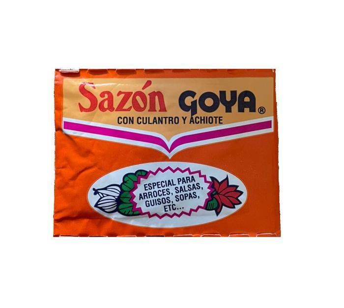 Sazón Goya con culantro y achiote